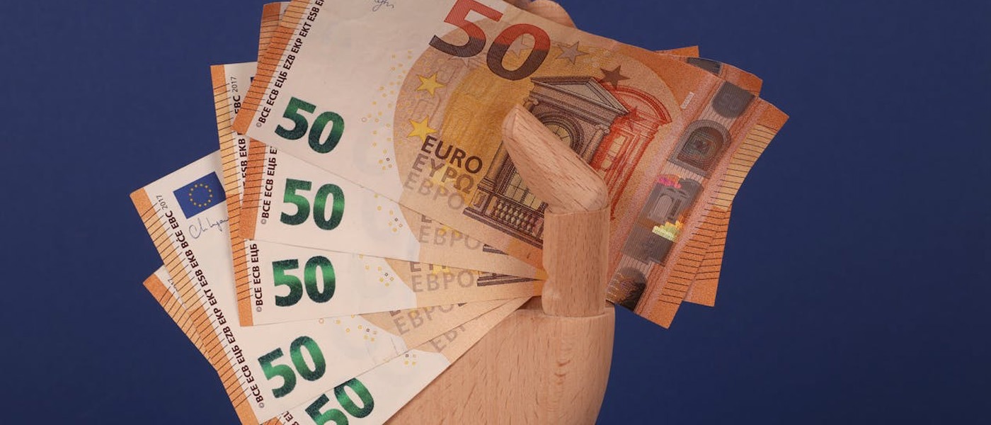 wat-kost-een-website-laten-maken Wat kost een website laten maken bij rscreate. Enkele biljetten van 50 euro.